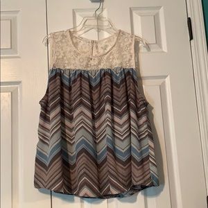 Maurice’s lace top with back zipper